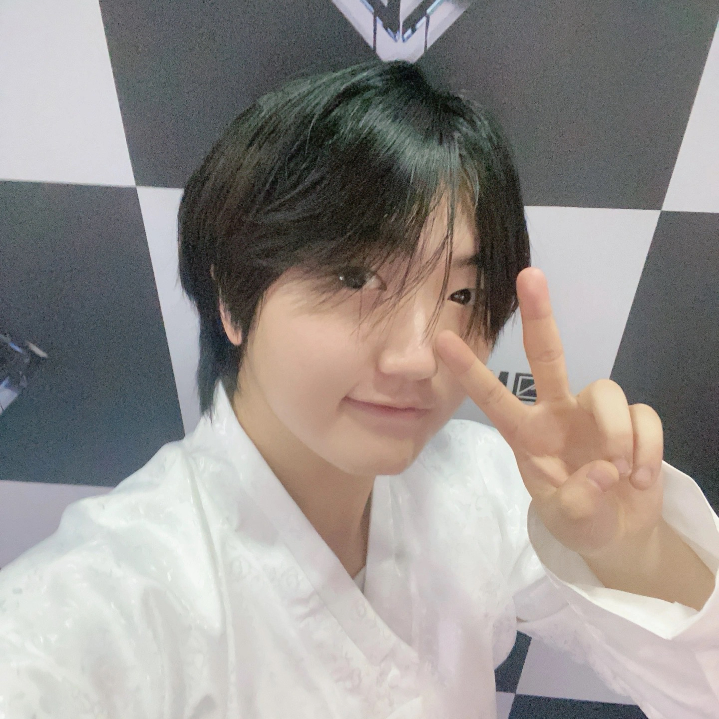 A moment captured by Hanyu (BOY STORY)'s fan