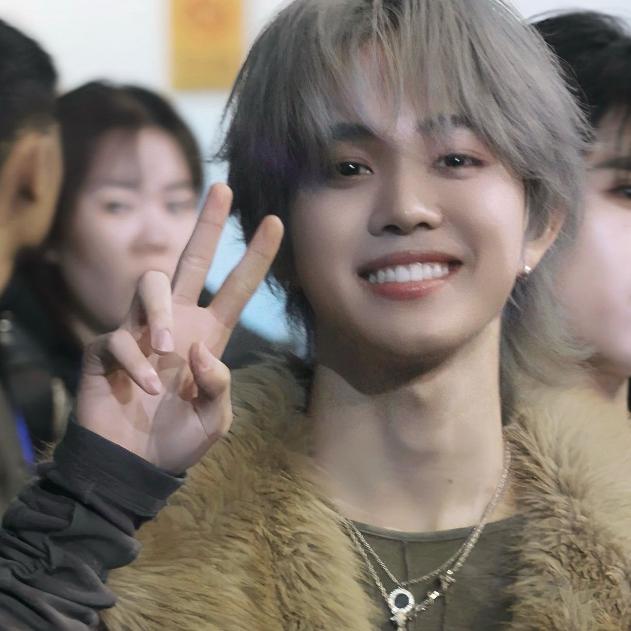 A moment captured by THI-O (NexT1DE)'s fan