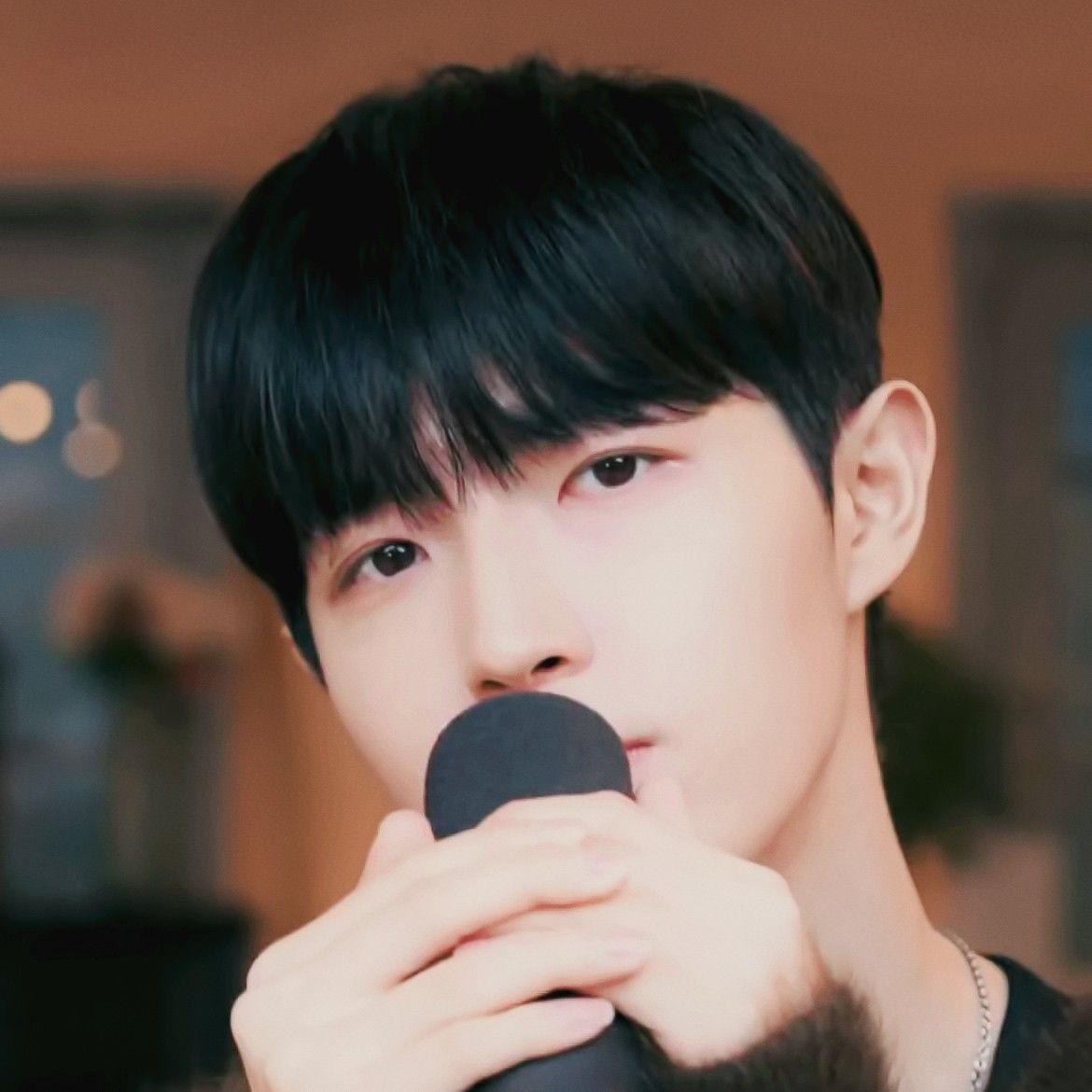 金在奐粉絲拍下的瞬間