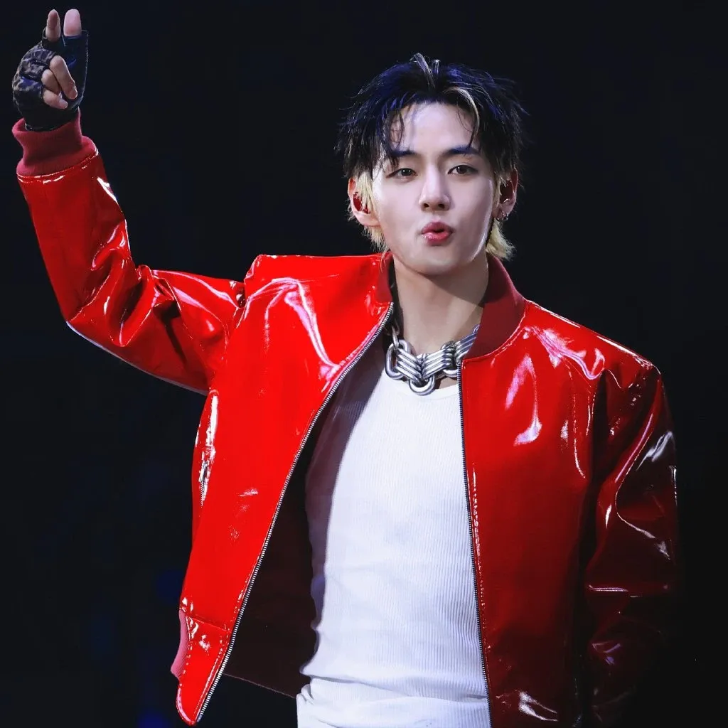Foto terbaru V (BTS)