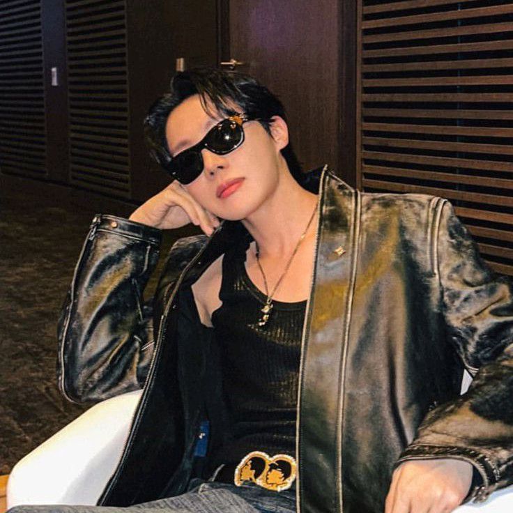 제이홉 (방탄소년단) 최근 활동샷