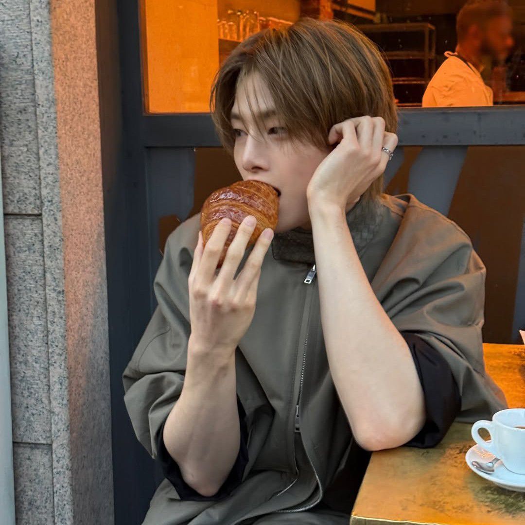 A moment captured by Stray Kids's fan