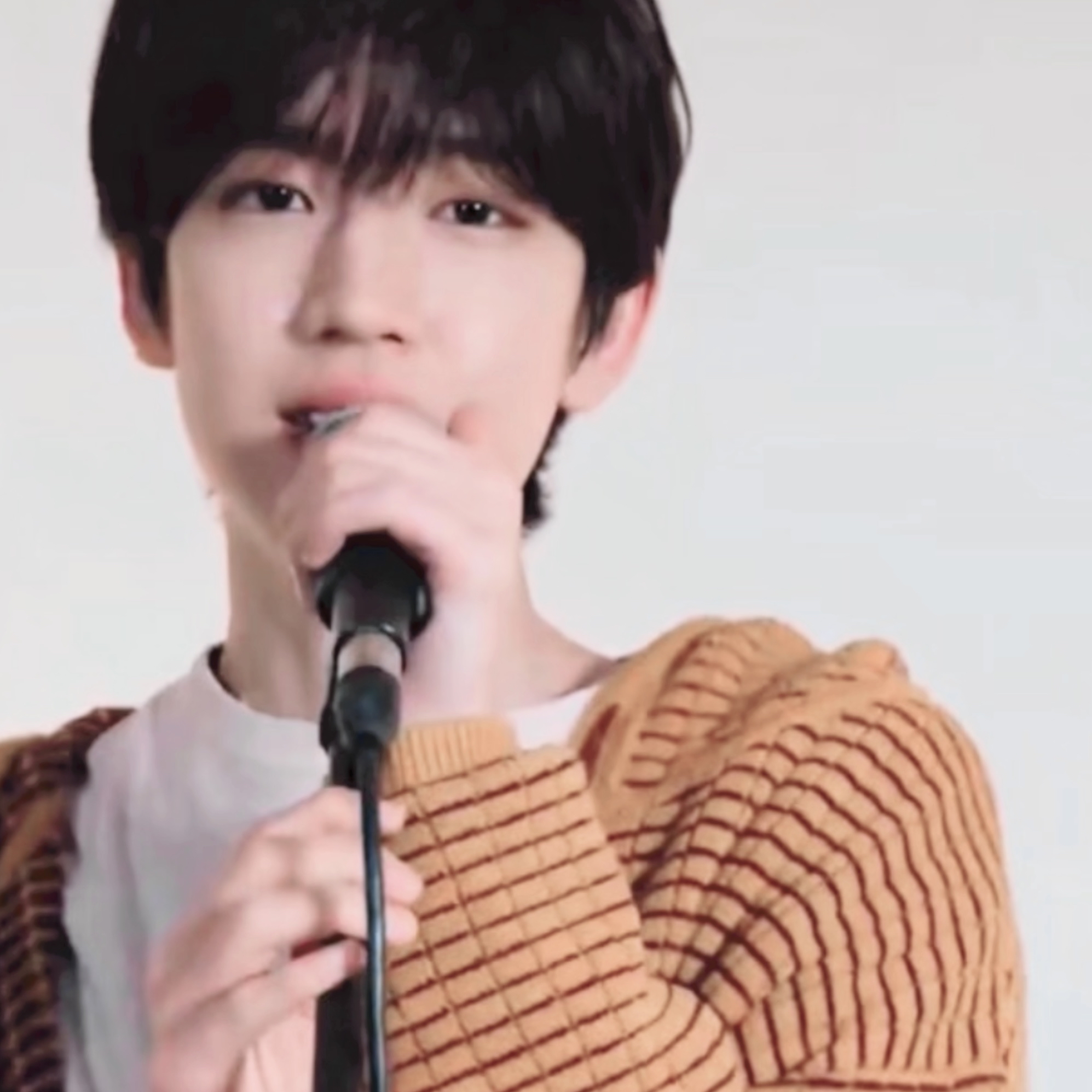 Recent activity shot of Kim minjae (IDID)