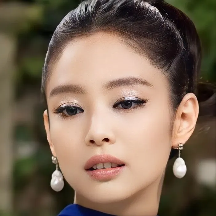 Latest photo of Jennie (BLACKPINK)