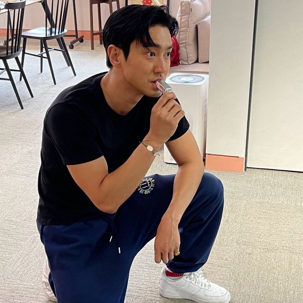 Latest photo of Siwon (Super Junior)