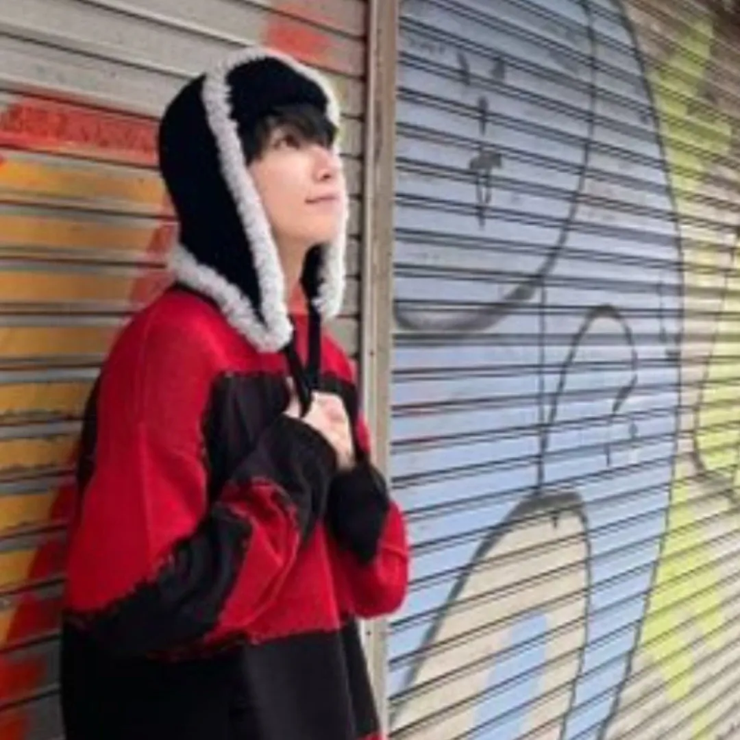 A moment captured by Jeonghan (SEVENTEEN)'s fan