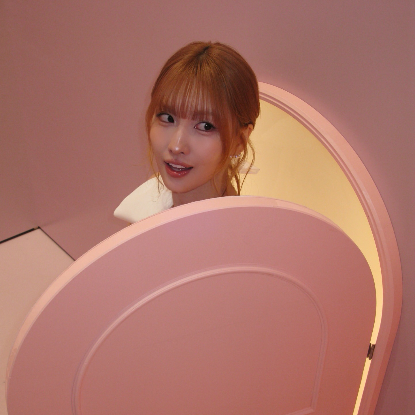 모모 (TWICE)의 비하인드 컷