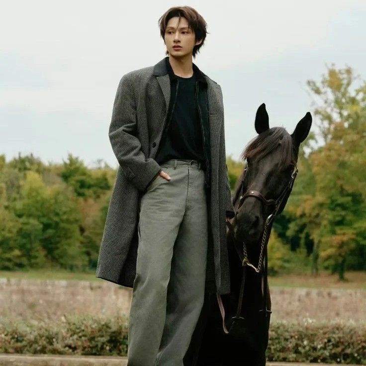 Recent activity shot of Jun (SEVENTEEN)