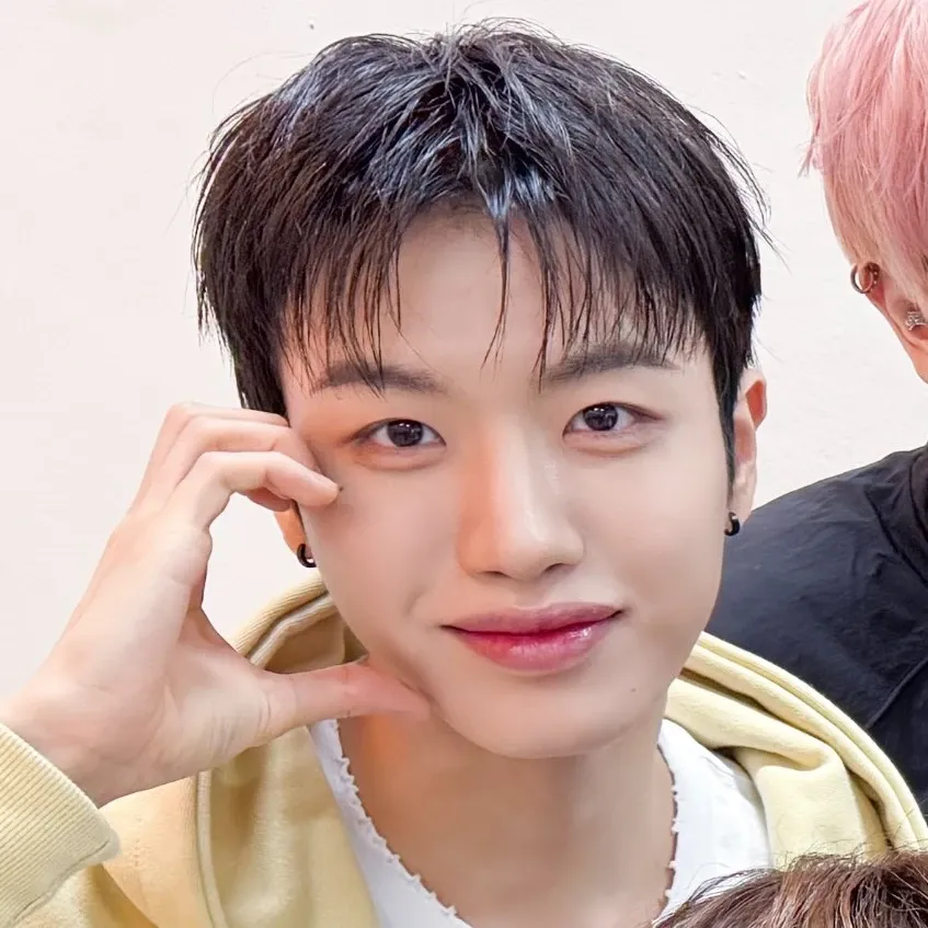 Recent activity shot of Huiwon (n.SSign)