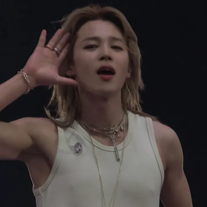 智旻 (防彈少年團)的最新照片