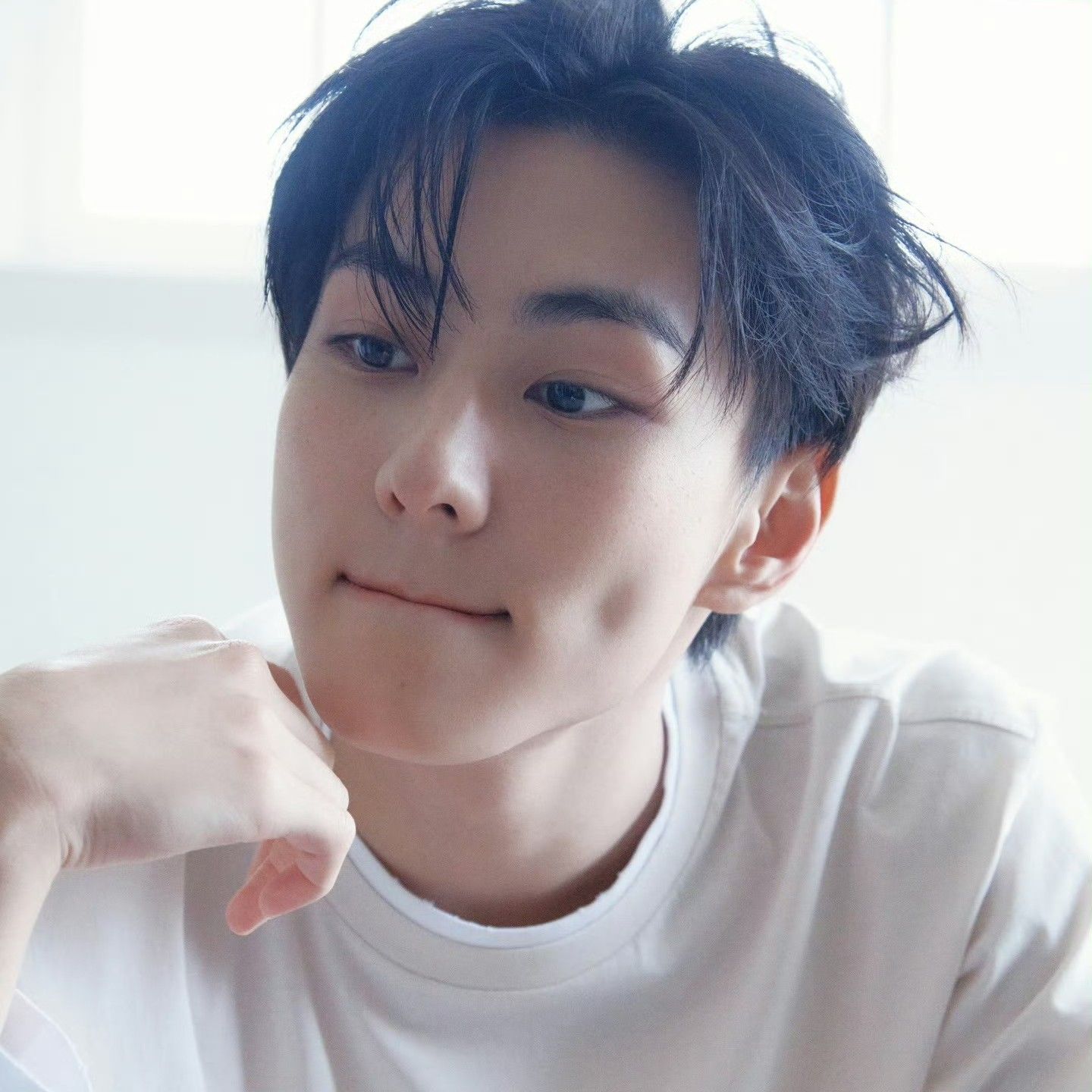 Recent activity shot of Jungwon (ENHYPEN)