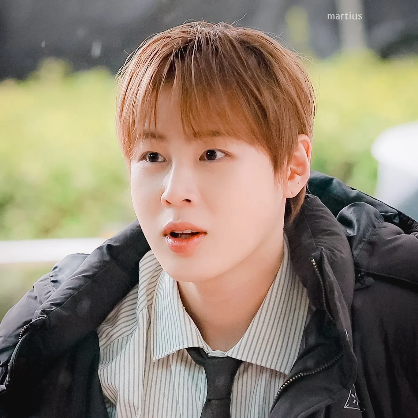 Behind-the-scenes cut of Ha Sungwoon