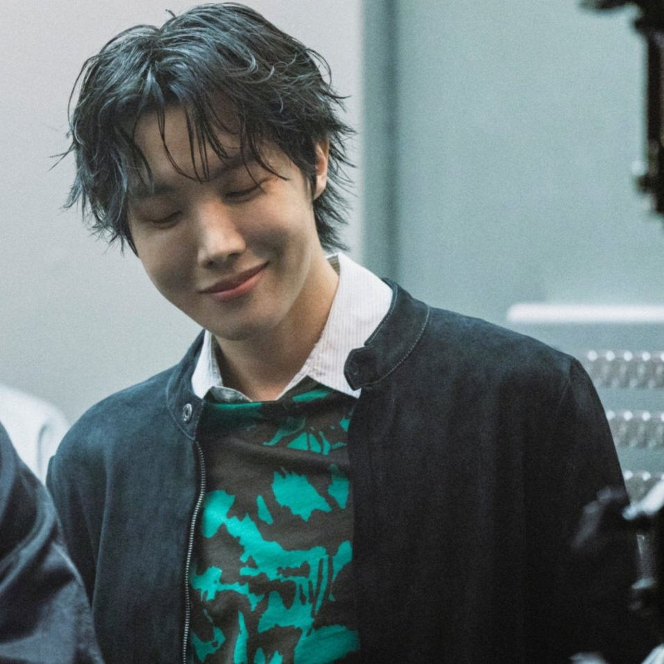 J-hope (防彈少年團)的最新照片