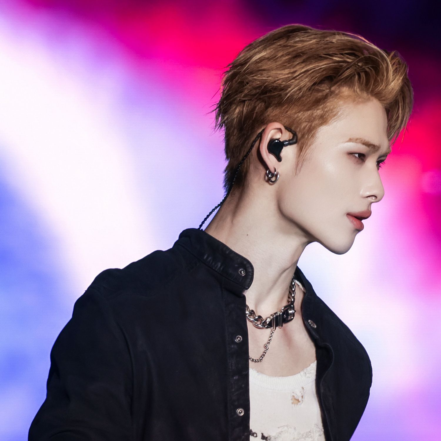 Foto terbaru NI-KI (ENHYPEN)