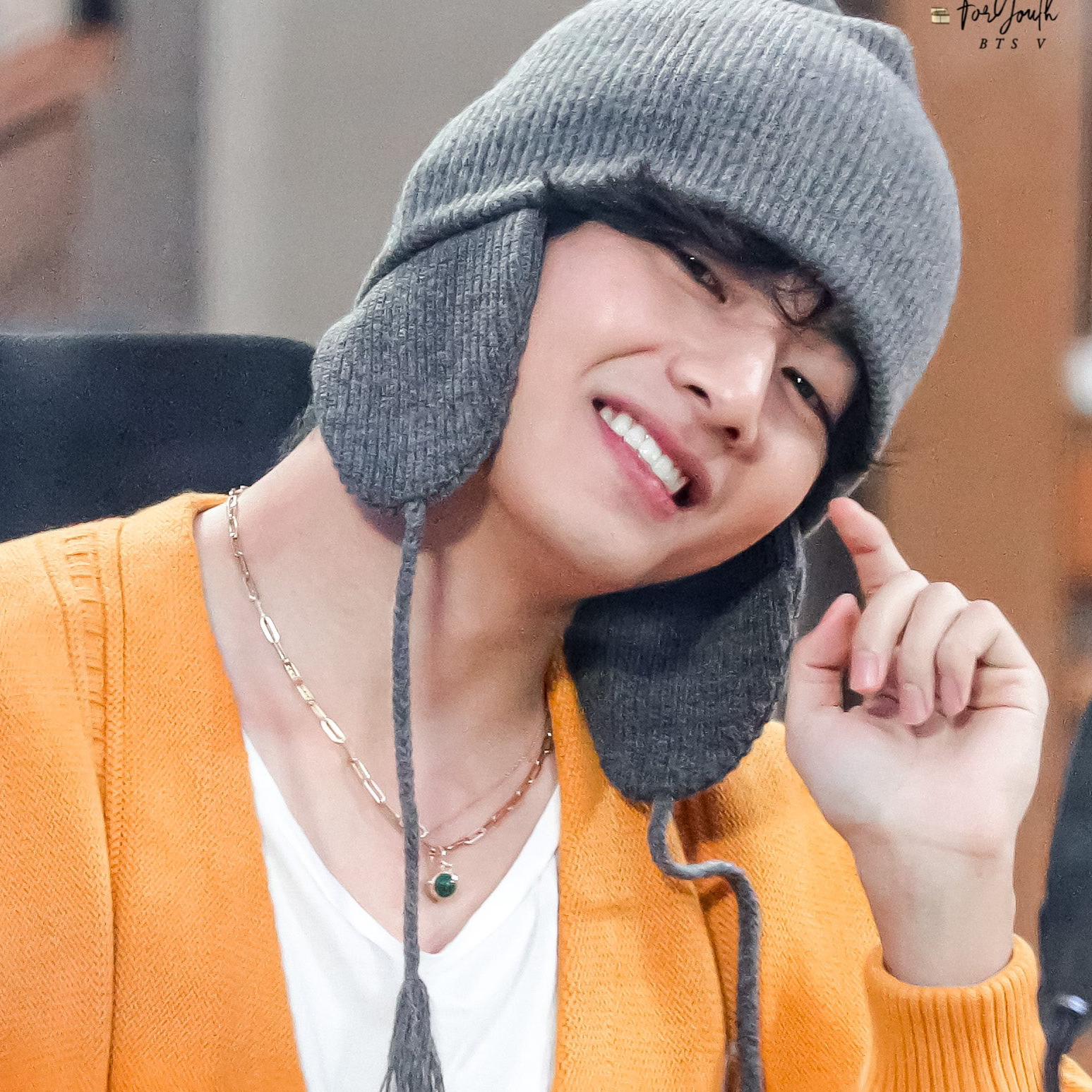 뷔 (방탄소년단)의 비하인드 컷