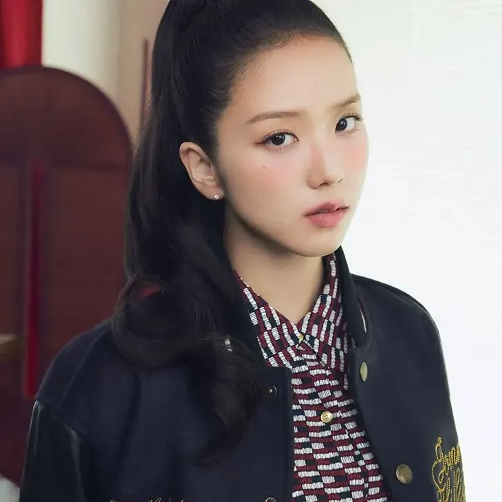 지수 (BLACKPINK)의 최신 사진