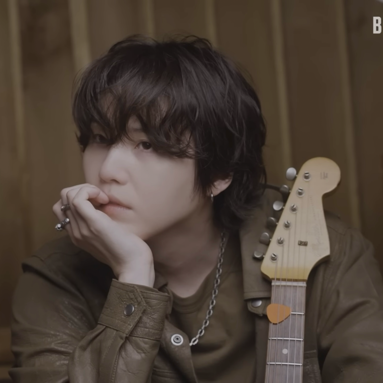 SUGA (防弹少年团)的幕后花絮