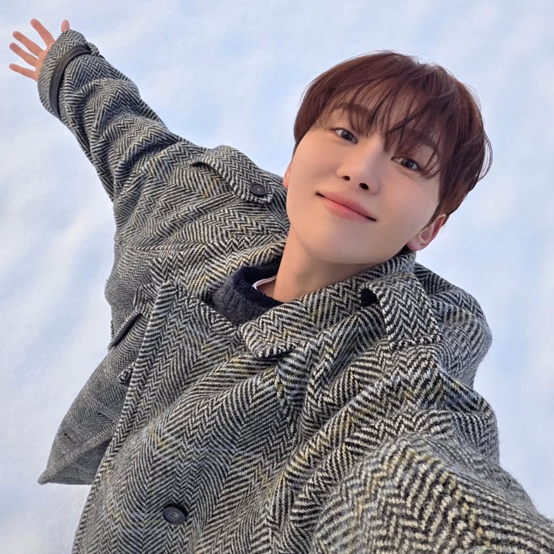 Latest photo of Seungkwan (SEVENTEEN)
