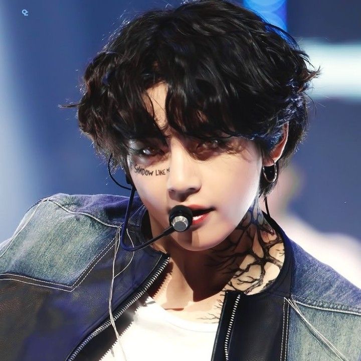 V (防弹少年团)粉丝拍下的瞬间