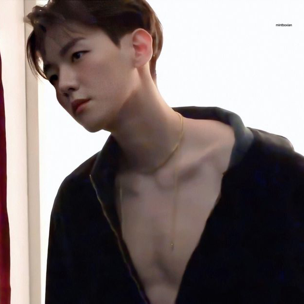 Foto terbaru Baekhyun (EXO)