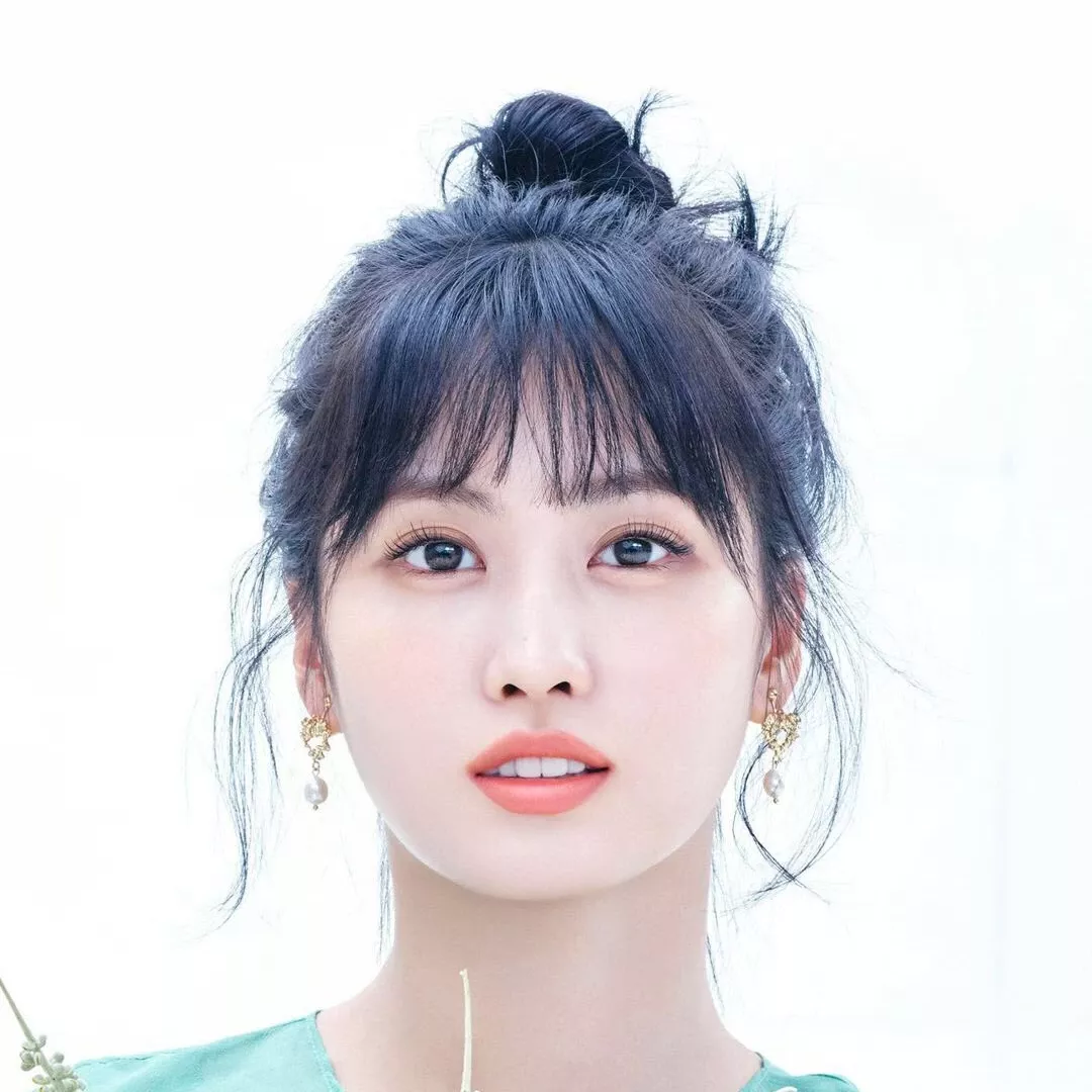 Momo (TWICE)的幕後花絮