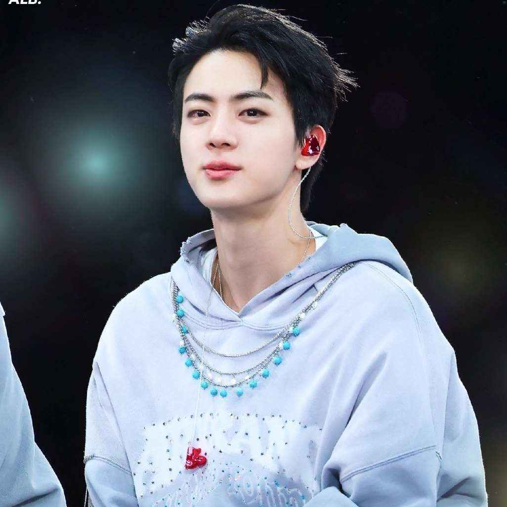 Foto terbaru Jin (BTS)