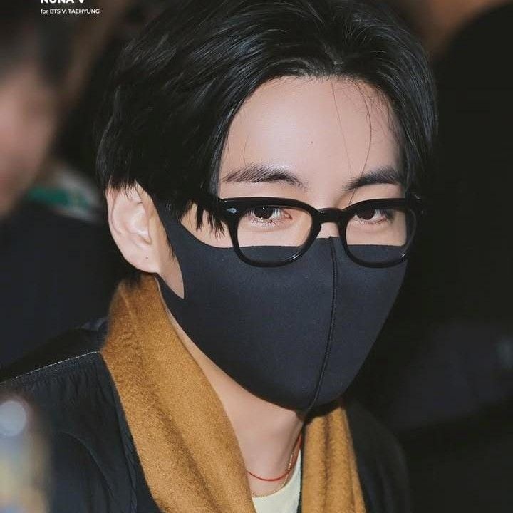 Momen yang diabadikan oleh penggemar V (BTS)