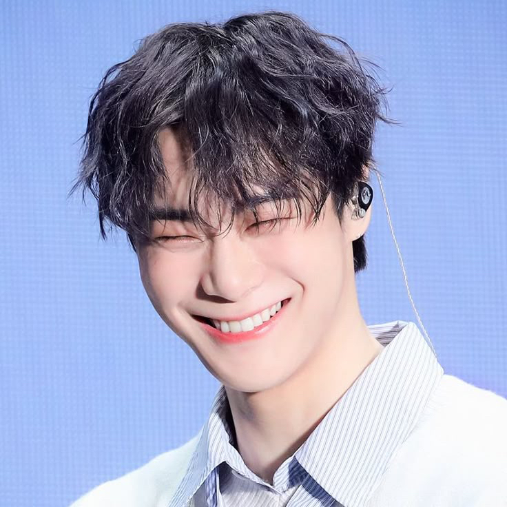 A moment captured by Moonbin (ASTRO)'s fan