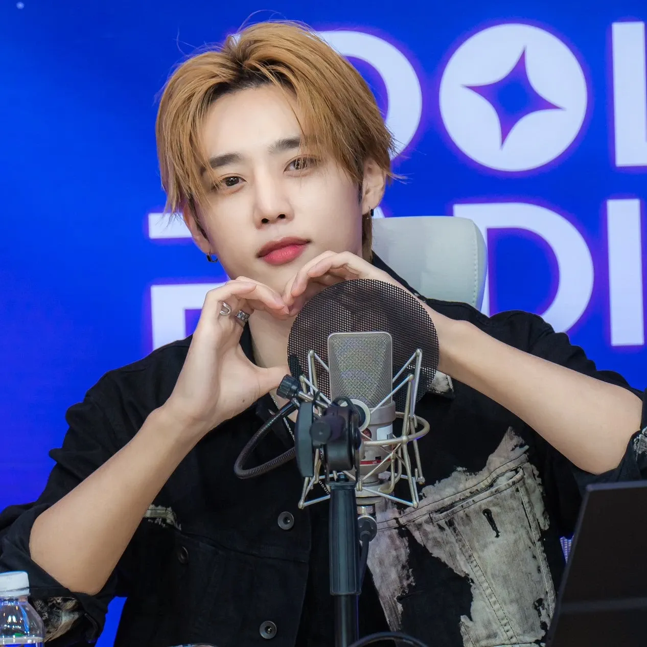 Behind-the-scenes cut of Sunwoo (THE BOYZ)