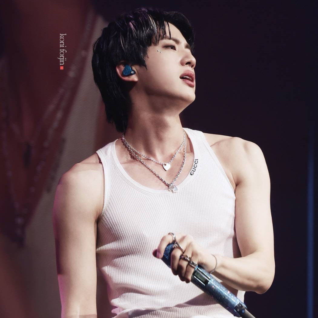 Foto terbaru Jin (BTS)