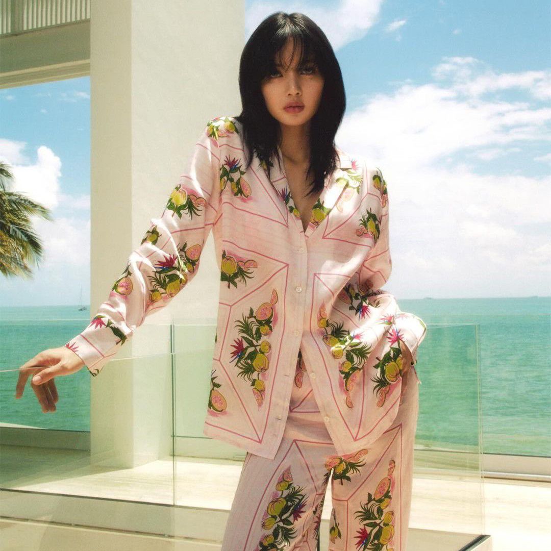 Recent activity shot of Lisa (BLACKPINK)