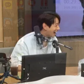Latest photo of Hwang Chiyeol