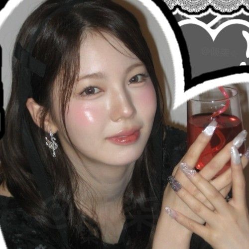 Ayaka (NiziU)的最新照片