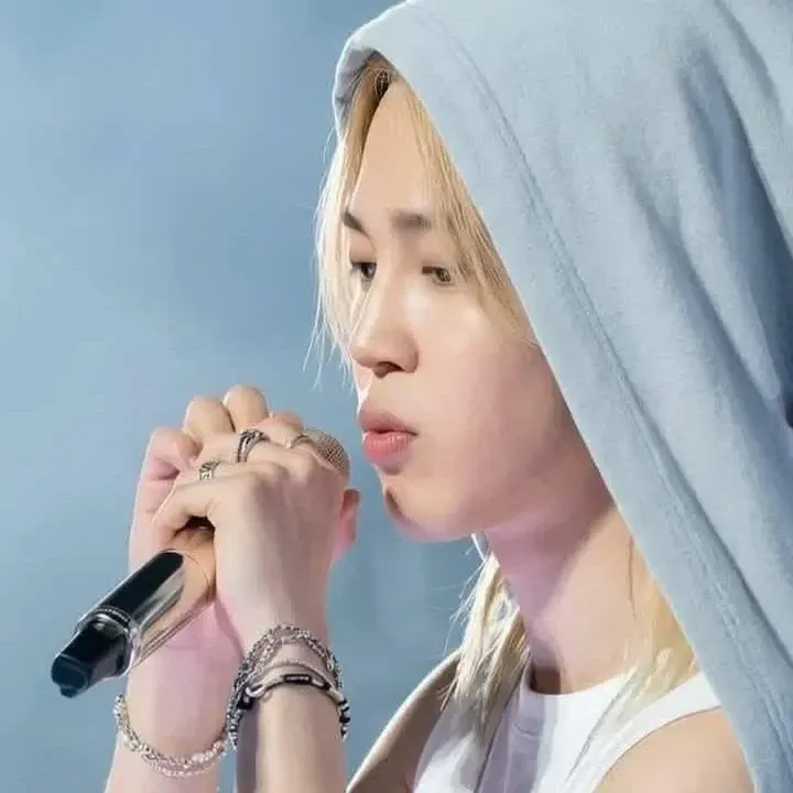 Momen yang diabadikan oleh penggemar Jimin (BTS)