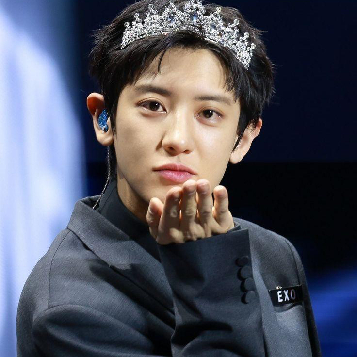 Foto terbaru Chanyeol (EXO)
