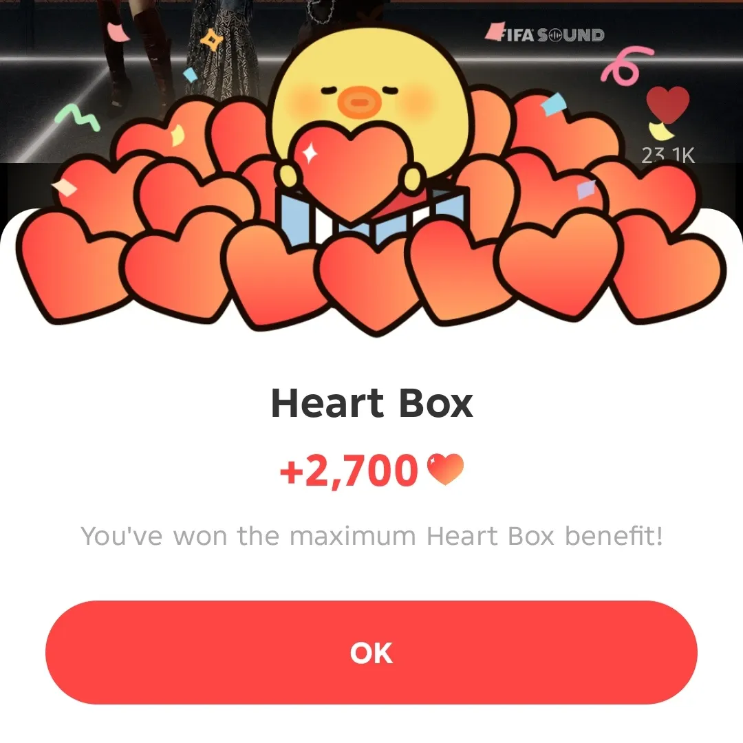 Momen yang diabadikan oleh penggemar Lisa (BLACKPINK)