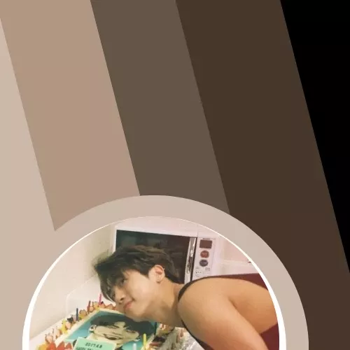 Behind-the-scenes cut of Jonghyun (SHINee)