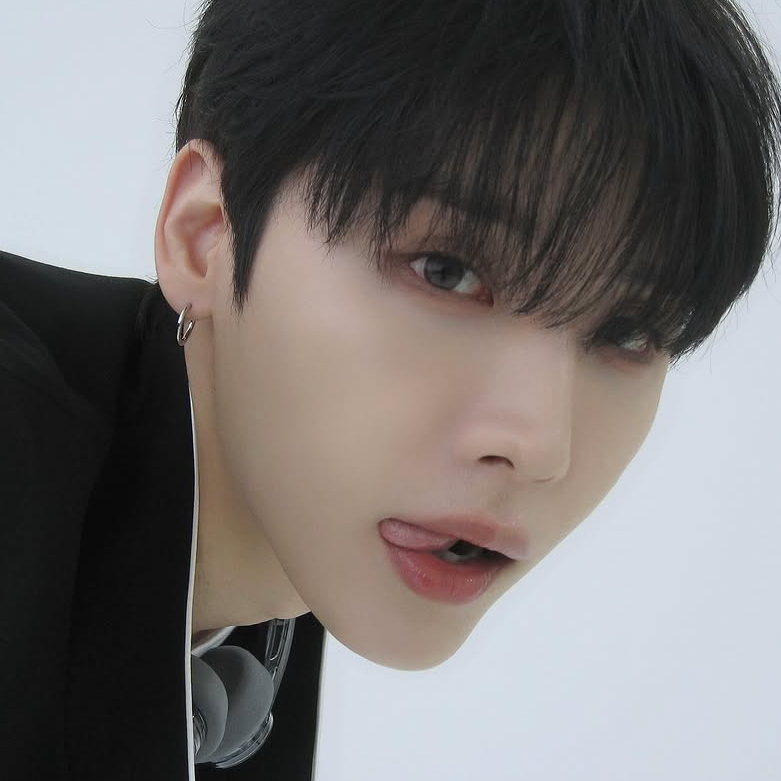 Behind-the-scenes cut of Jeon Woong (AB6IX)