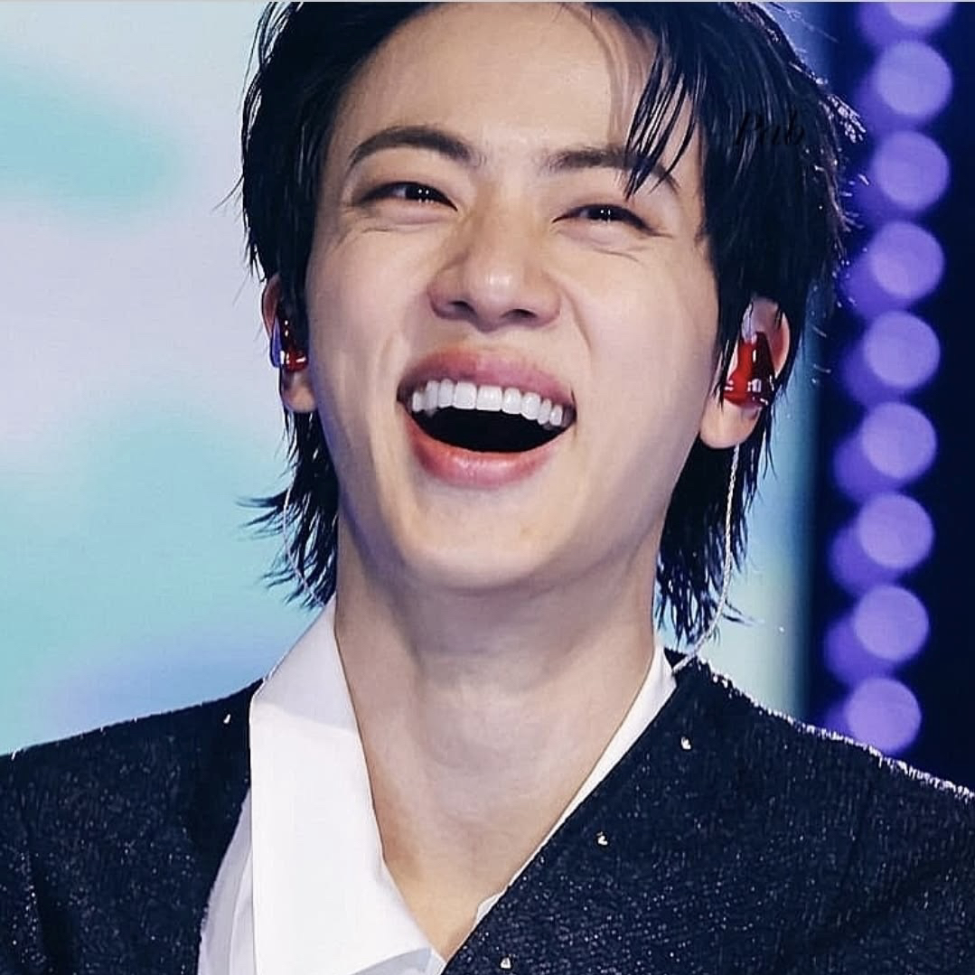 Foto terbaru Jin (BTS)