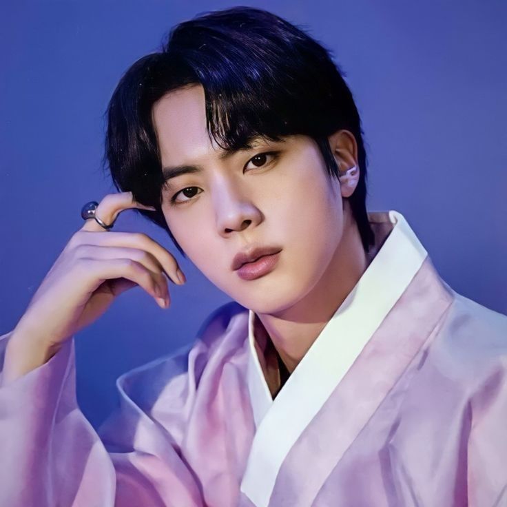 진 (방탄소년단)의 최신 사진