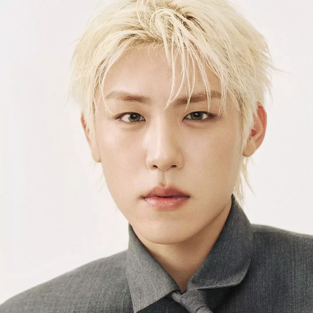 A moment captured by Park Woojin (AB6IX)'s fan