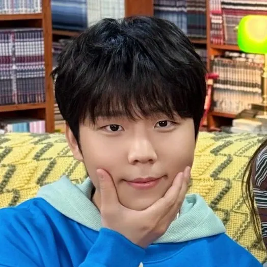 Recent activity shot of Jung Seunghwan