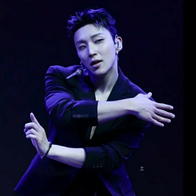 Behind-the-scenes cut of Jongup (B.A.P)