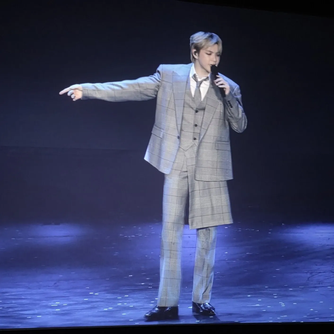 강다니엘 최근 활동샷