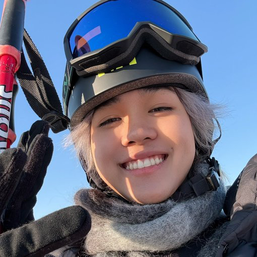 Behind-the-scenes cut of THI-O (NexT1DE)