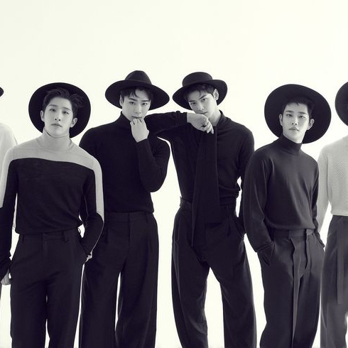 아스트로의 최신 사진