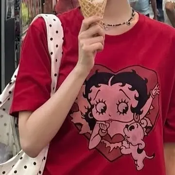 Recent activity shot of Jeong Yein (Lovelyz)