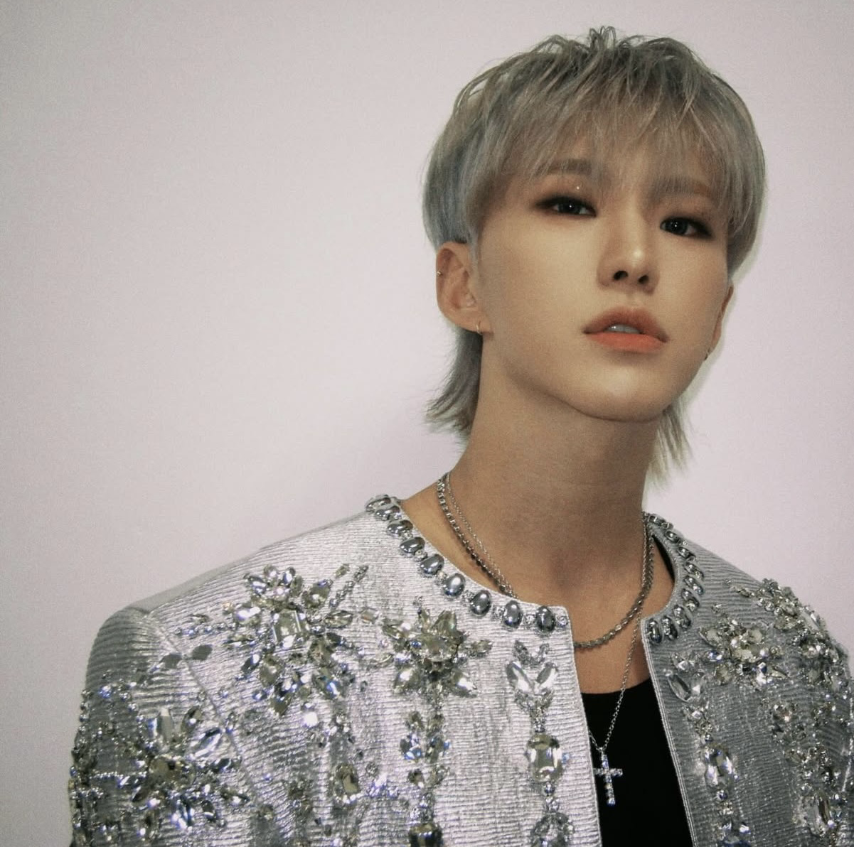 Foto aktivitas terbaru Hoshi (SEVENTEEN)