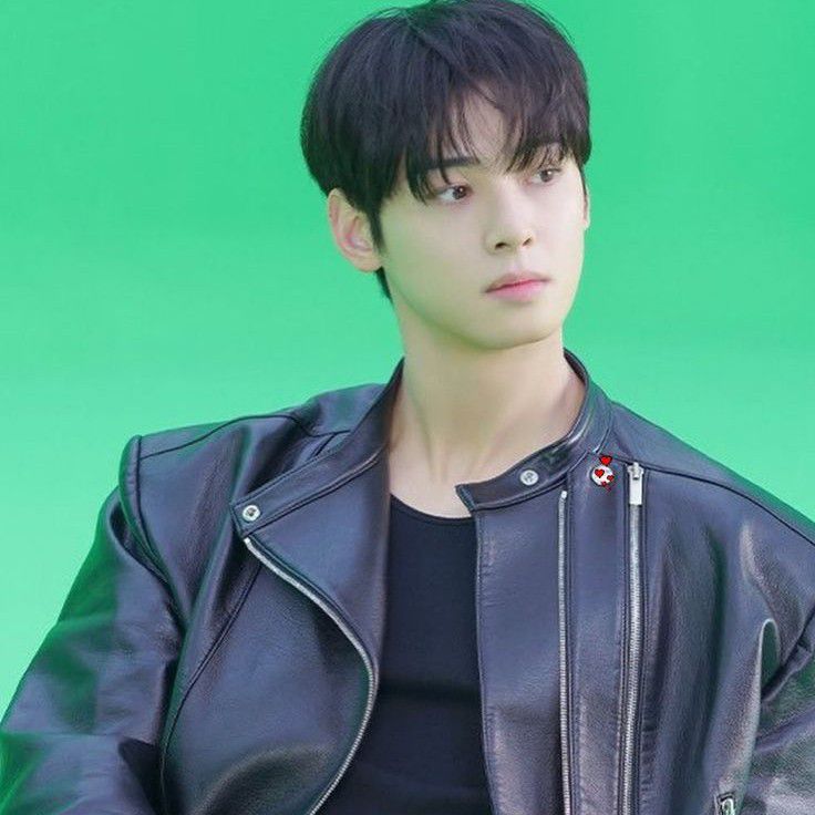 A moment captured by Eunwoo (ASTRO)'s fan