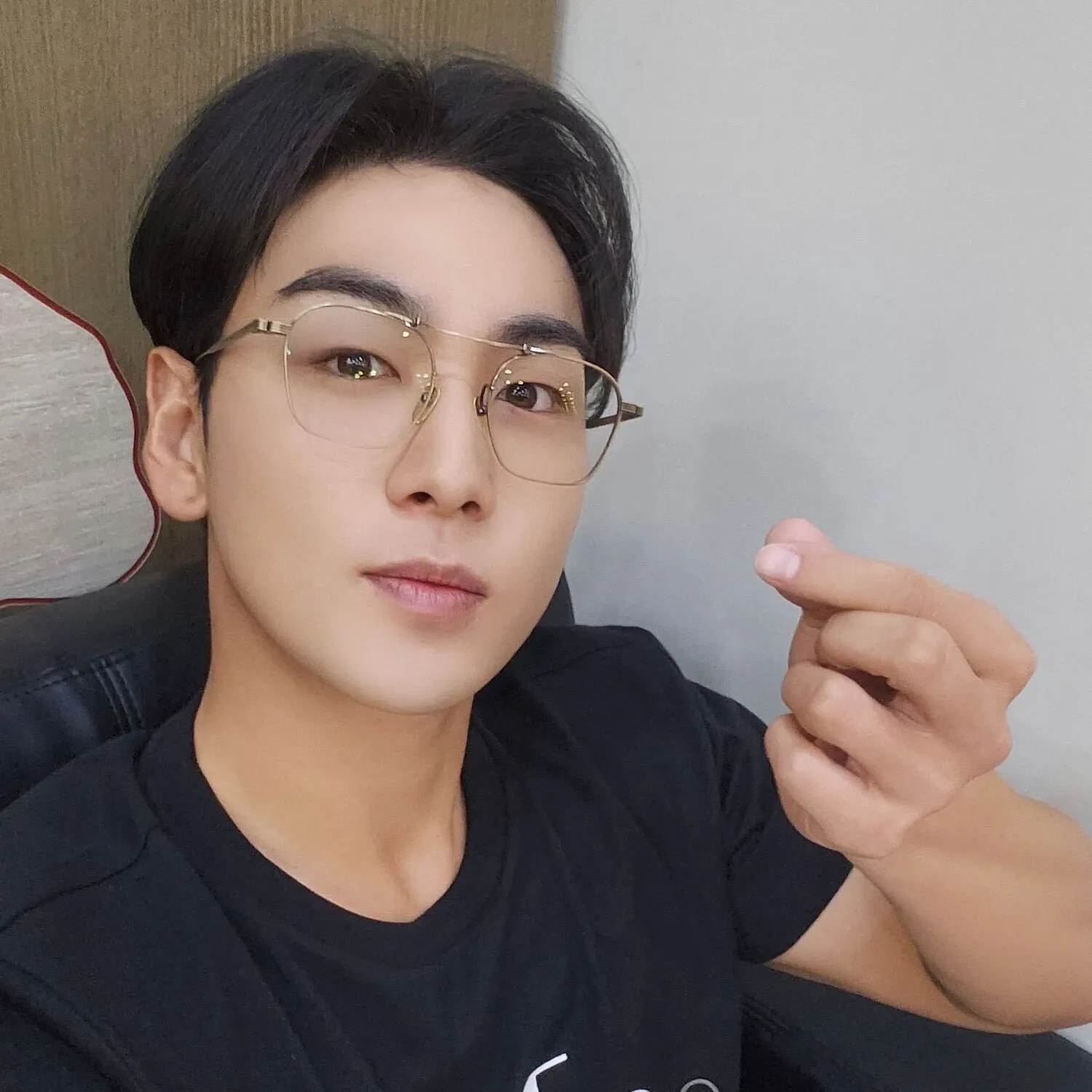 백호 최근 활동샷